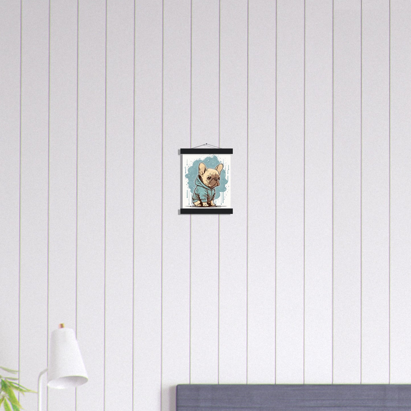 Hundeposter – Süße französische Bulldogge mit hellem Kapuzenpullover – Premium-Matt-Poster mit Aufhänger