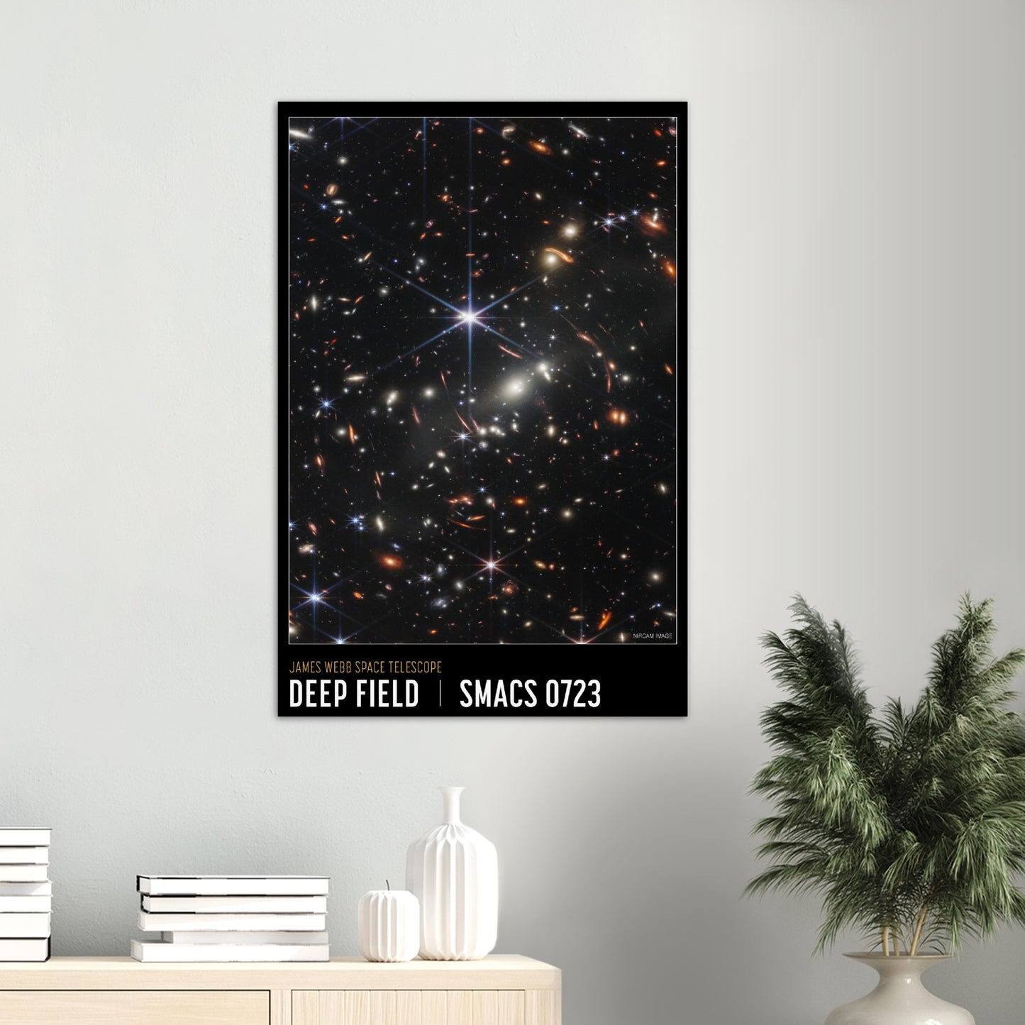 Webb's First Deep Field SMACS 0723 NASA’s James Webb Space Telescope plakat hængende på væg over skænk