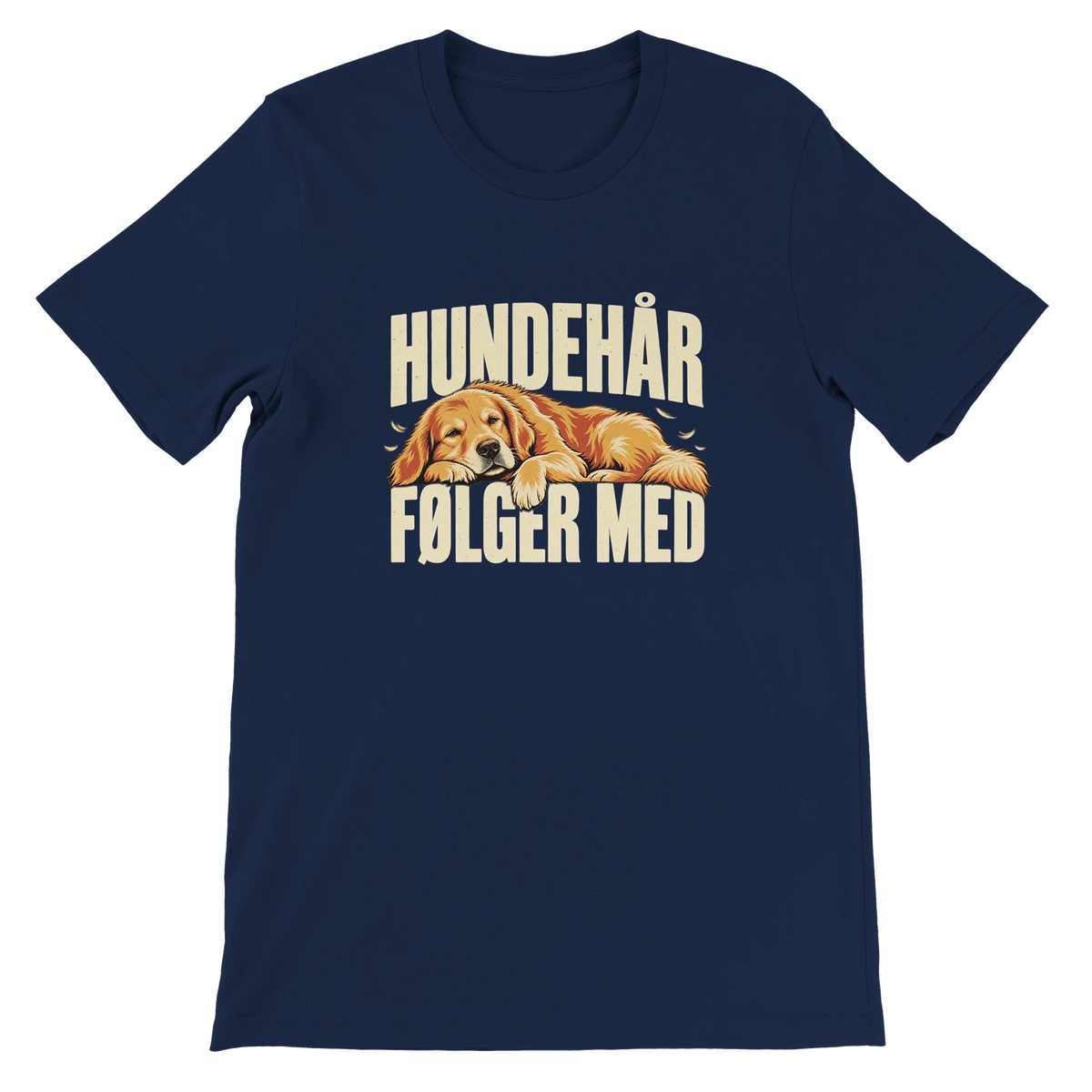 Unisex T-shirt med en liggende golden retriever og teksten Hundehår følger med i cremefarvet retrotypografi.