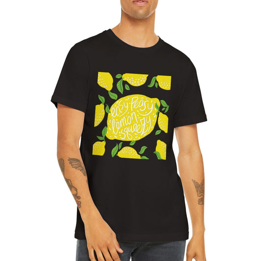 Unisex T-shirt med teksten Easy Peasy Lemon Squeezy og humoristisk citronmotiv