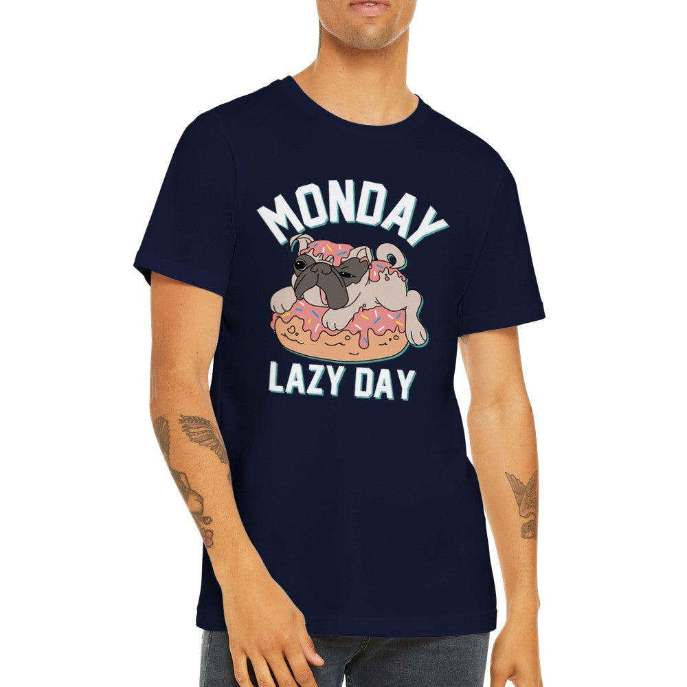 Unisex T-shirt med træt hund og teksten Monday Lazy Day