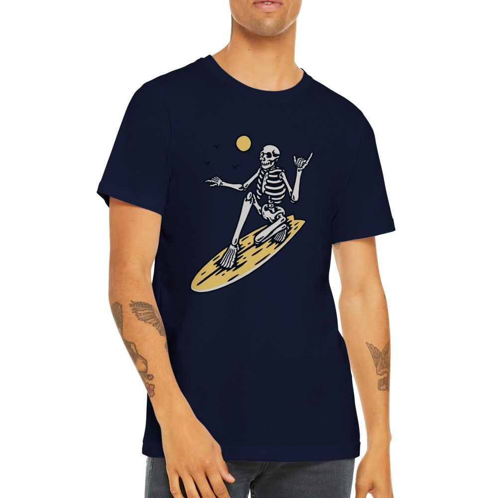 Lustige T-Shirts - The Skull Surfer - Premium Unisex T-Shirt 