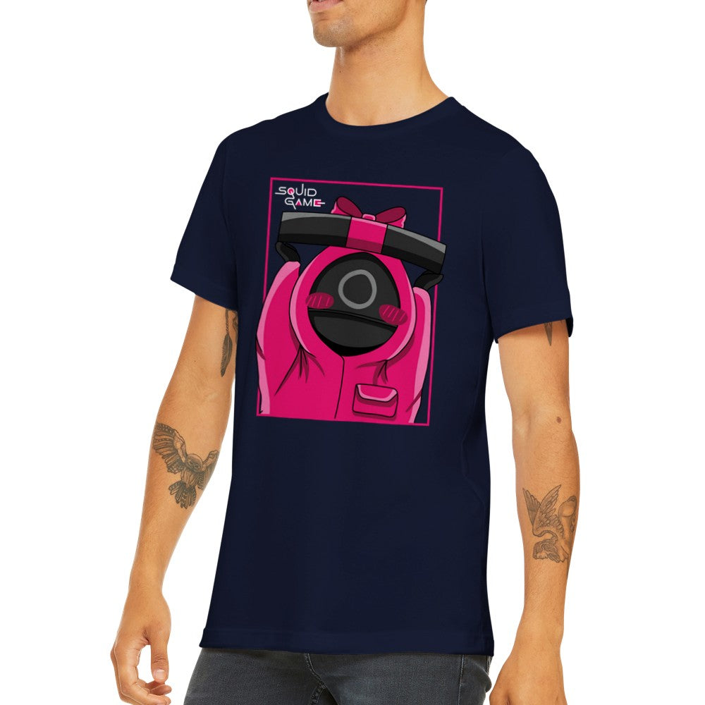 T-Shirt – Squid Game Artwork – Look At Me Premium Unisex T-Shirt 