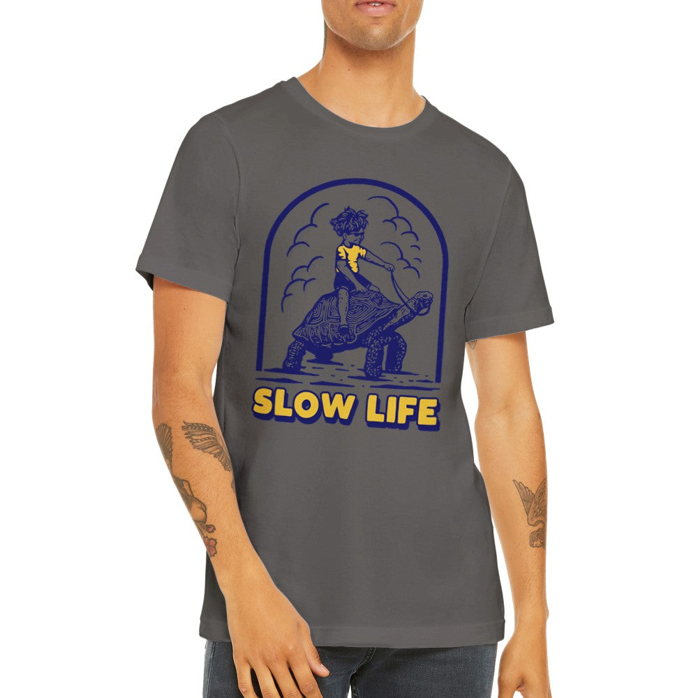 Lustige T-Shirts - Slow Life Turtle Artwork - Premium Unisex T-Shirt 