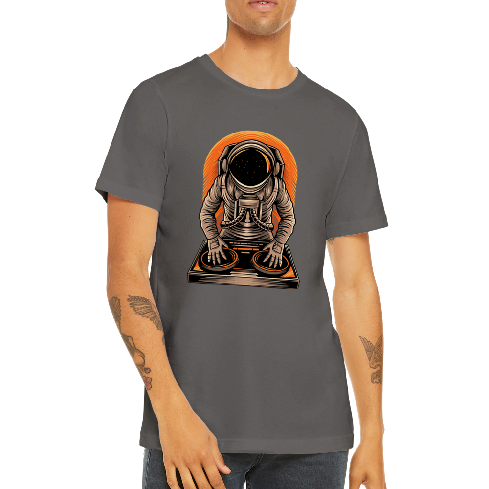 Sjove T-shirts - Cool Space Man DJ Artwork Premium Unisex T-shirt