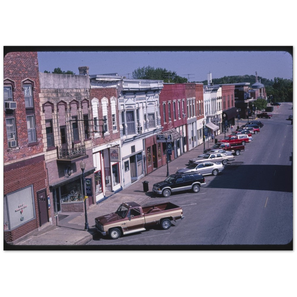 Poster von John Margolis – Columbus Junction, Iowa (2003) Classic Mat